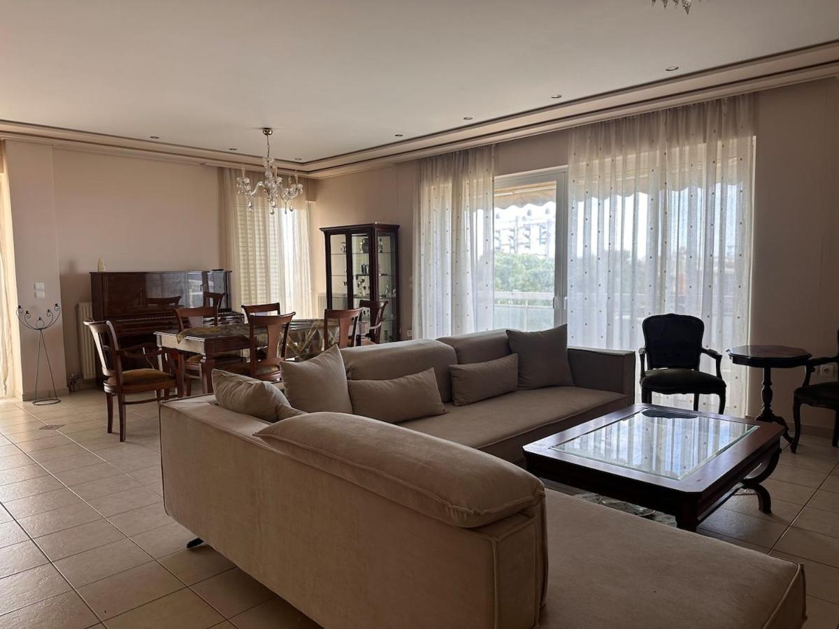 Apartment Spacious With View Nea Makri